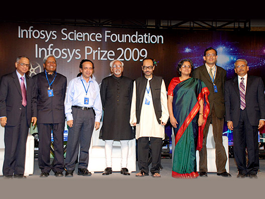The Laureates of the Infosys Prize 2009 with The Vice President, Mr Murthy, Kris and the Jury Chairs