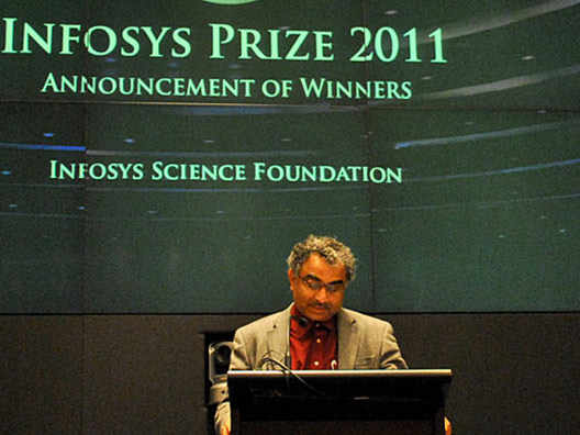 Prof. Shrinivas Kulkarni, Jury Chair, Physical Sciences - Infosys Prize 2011, shares his congratulatory message for the category winner Prof. Sriram Ramaswamy