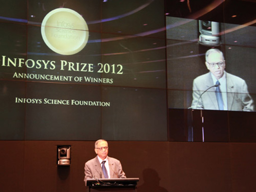 Narayana Murthy, Trustee, introduces the eminent Jury Chairs of the Infosys Prize 2012