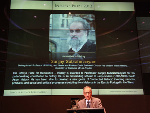 Narayana Murthy, Category Anchor Trustee, announces the Infosys Prize 2012 Humanities- History Laureate, Prof. Sanjay Subrahmanyam