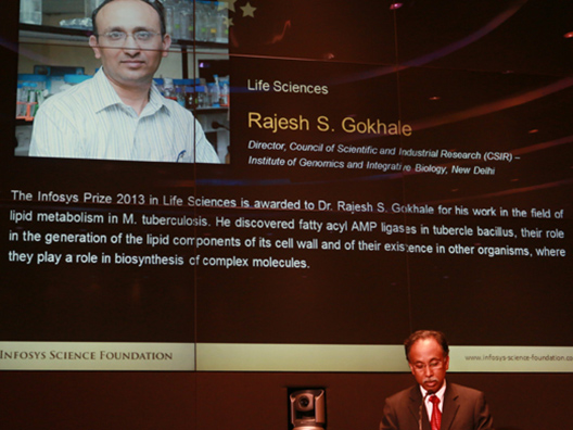 S. D. Shibulal, Category Anchor Trustee, announces the Infosys Prize 2013 Life Sciences Laureate, Dr. Rajesh Gokhale