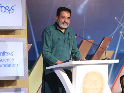 Mr. T.V. Mohandas Pai, Former Director, Infosys Limited, and Trustee, Infosys Science Foundation presents the vote of thanks