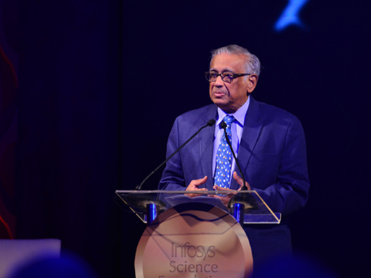 Prof. Srinivasa Varadhan, Jury Chair, Infosys Prize in Mathematical Sciences announces the winner