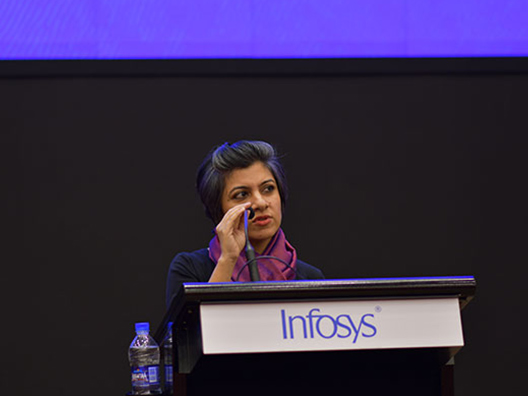 Ms. Bhavna Mehra, General Manager, ISF, welcomes the audience